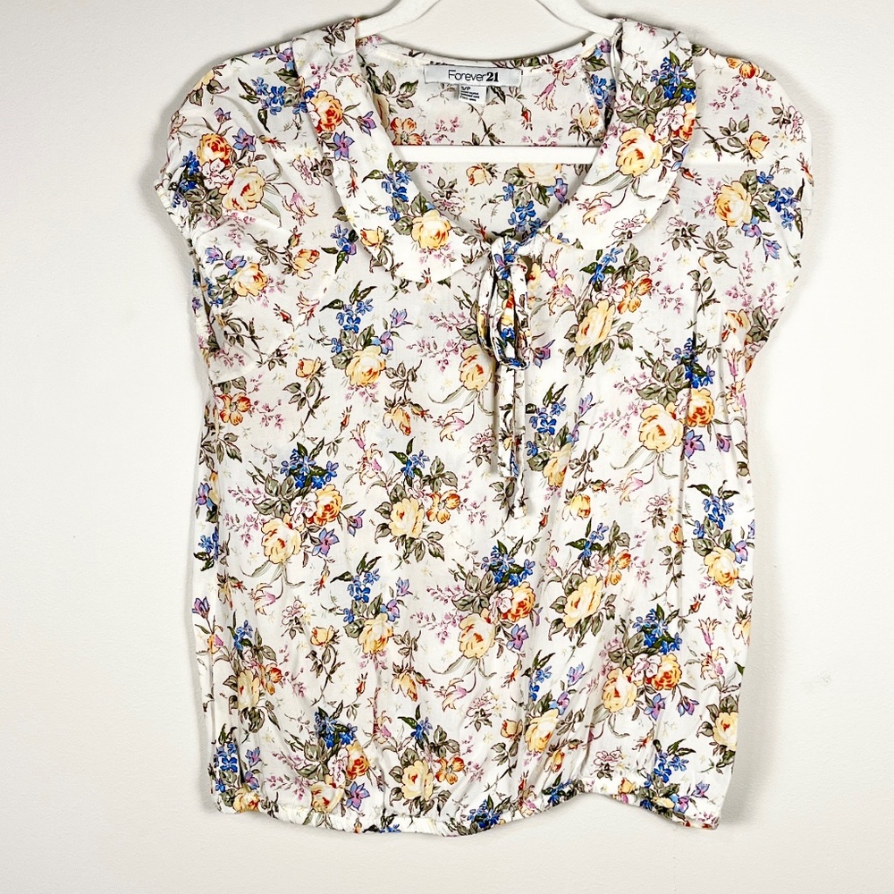 Multicolor floral bow tie peasant blouse with Peter Pan collar
